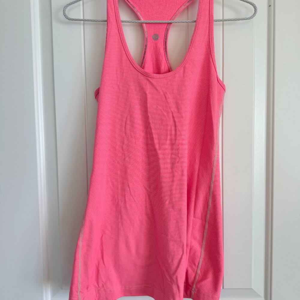 Lululemon coral pink tank top